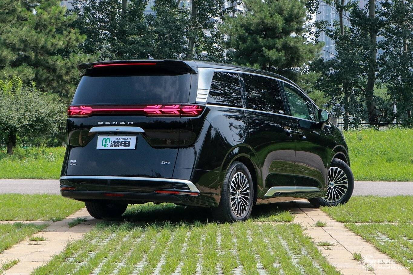 腾势汽车登陆香港 腾势D9意向售价66.8万港币起-腾势汽车属于什么品牌