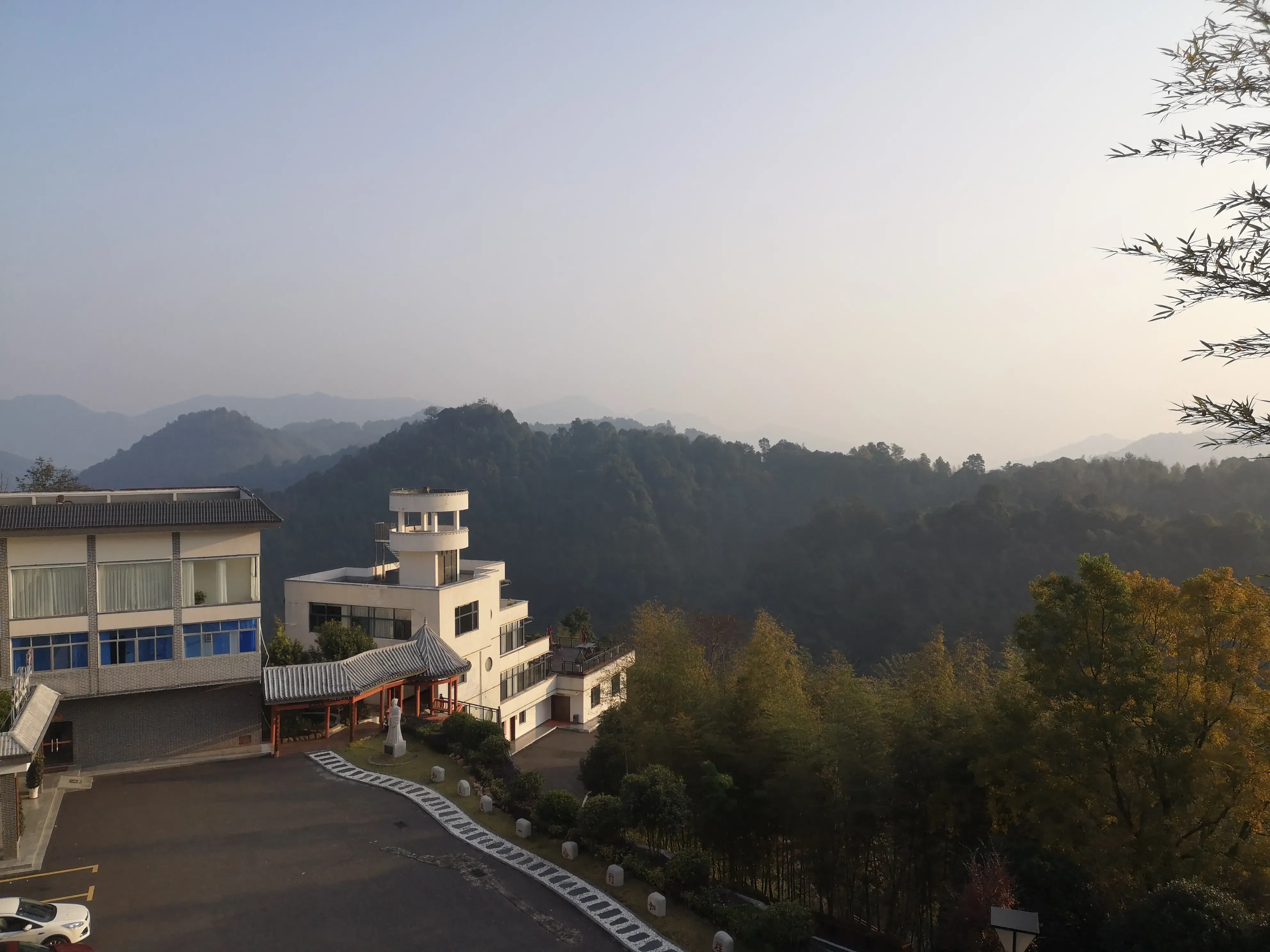 崇义,一个来了就不想走的地方-一个来了就走不了的城市