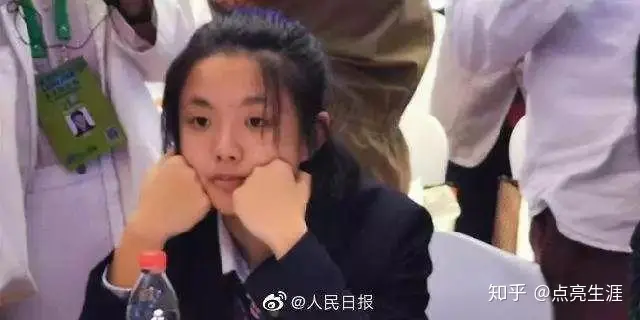 最年轻的科学家,她只有15岁!网友:千万别让我妈看到-全球最年轻的科学家是谁
