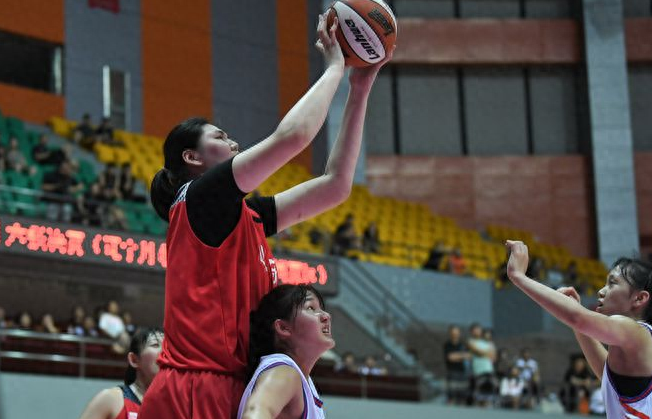 国青女篮目标只争前三!媒曝张子宇难应付高水平比赛 恐遭日澳针对-女篮张子宇身高