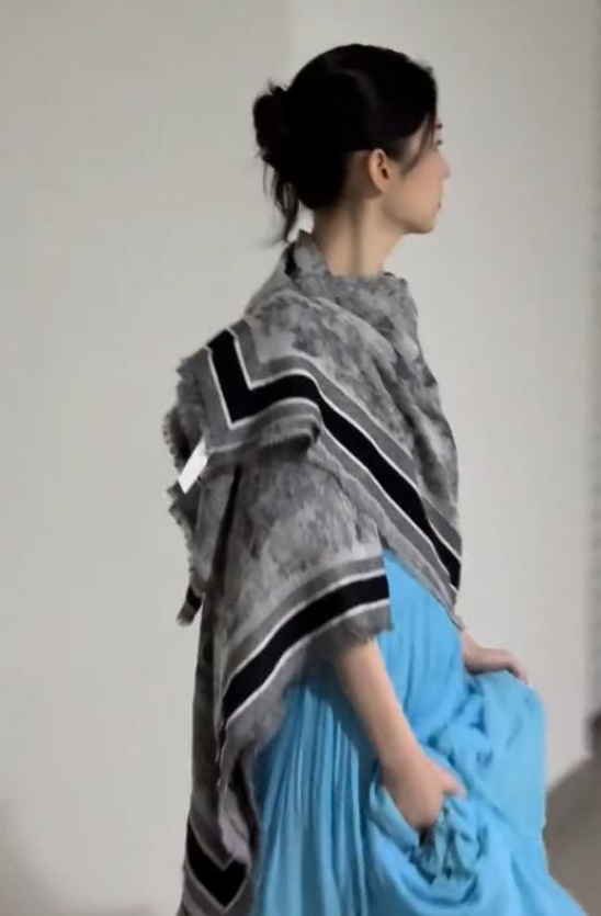 周也耍大牌风波升级:央视电影频道再放证据,这次真踢到钢板了-周也参加的节目