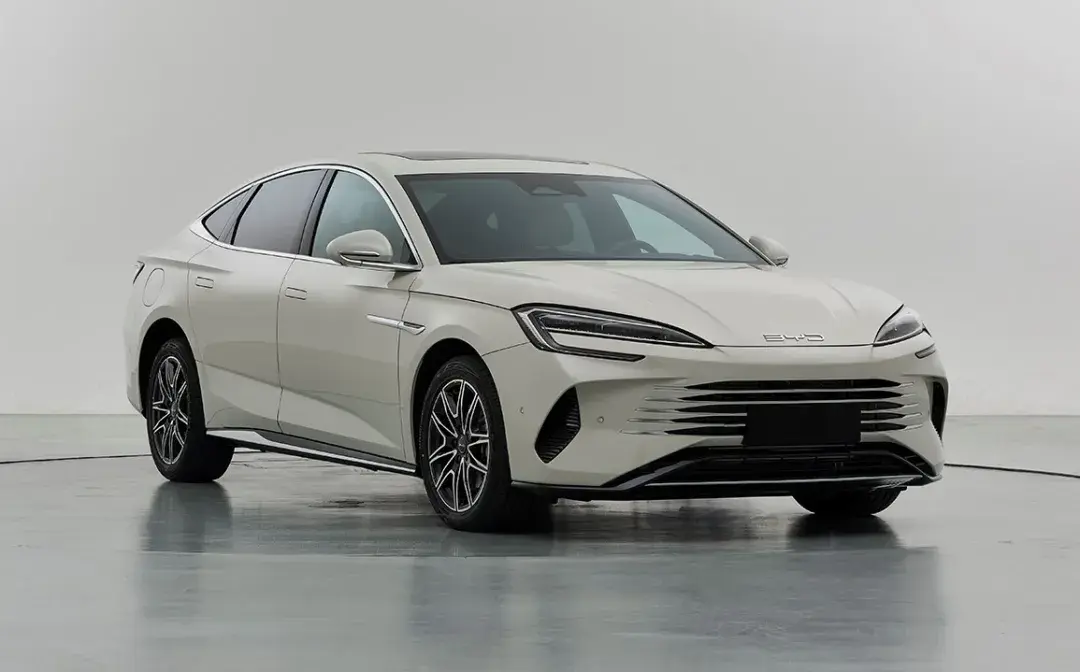 重大反转!特朗普:绝不禁止TikTok;段永平谈茅台丨邦早报-禁止特朗普担任公职人员的原因