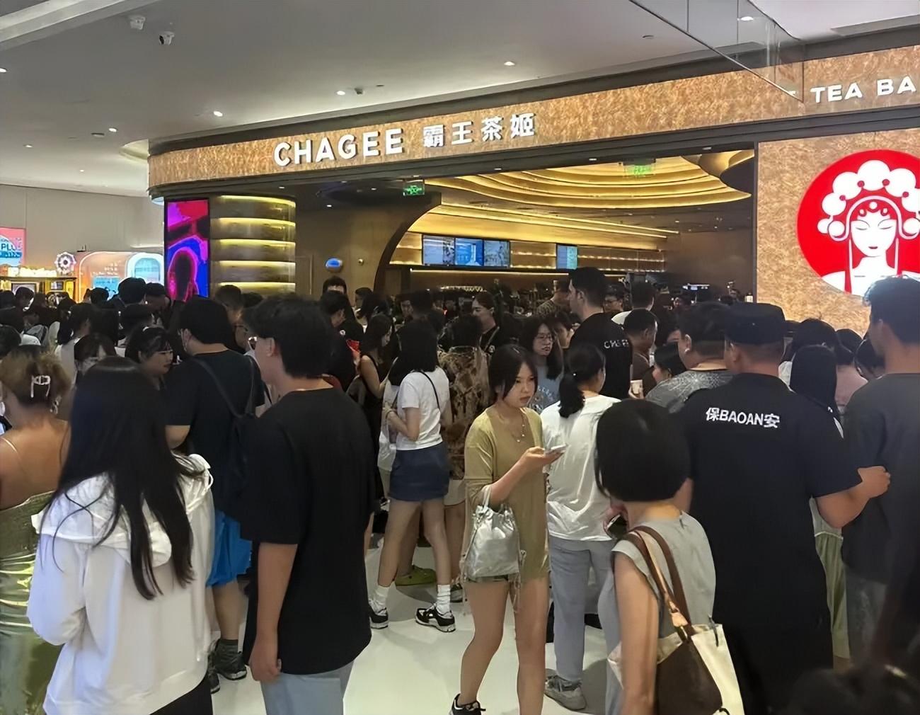 8小时出500杯,投诉三次辞退?Manner逼疯员工…?-八小时内喝水为空腹吗