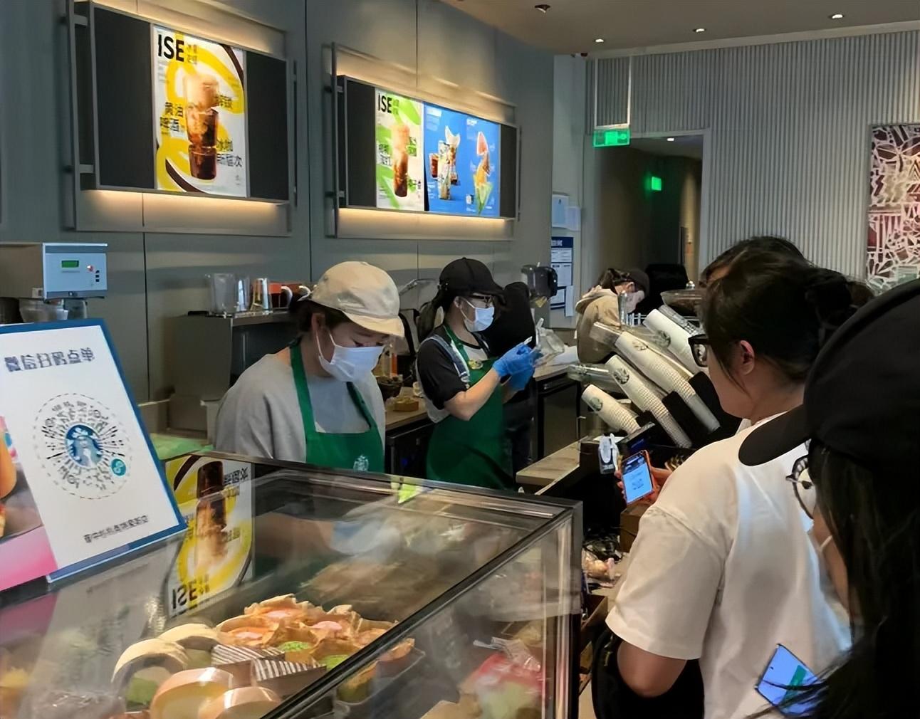 8小时出500杯,投诉三次辞退?Manner逼疯员工…?-八小时内喝水为空腹吗