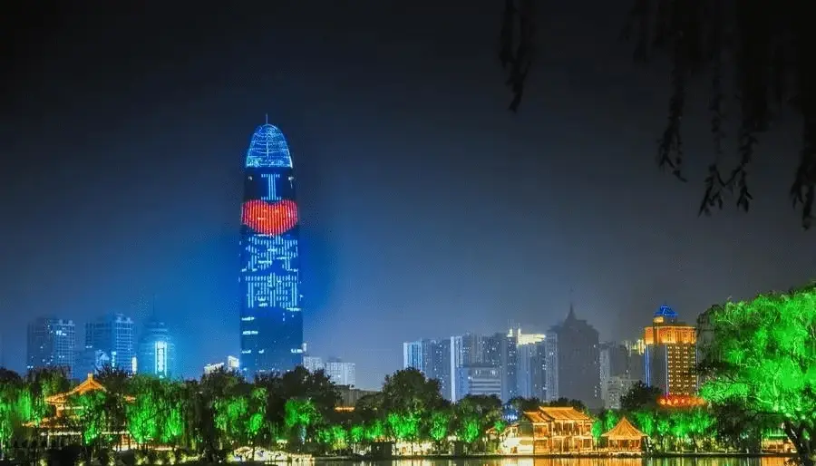 山东济南,到底有多飒,看完你就知道了-济南有么说么