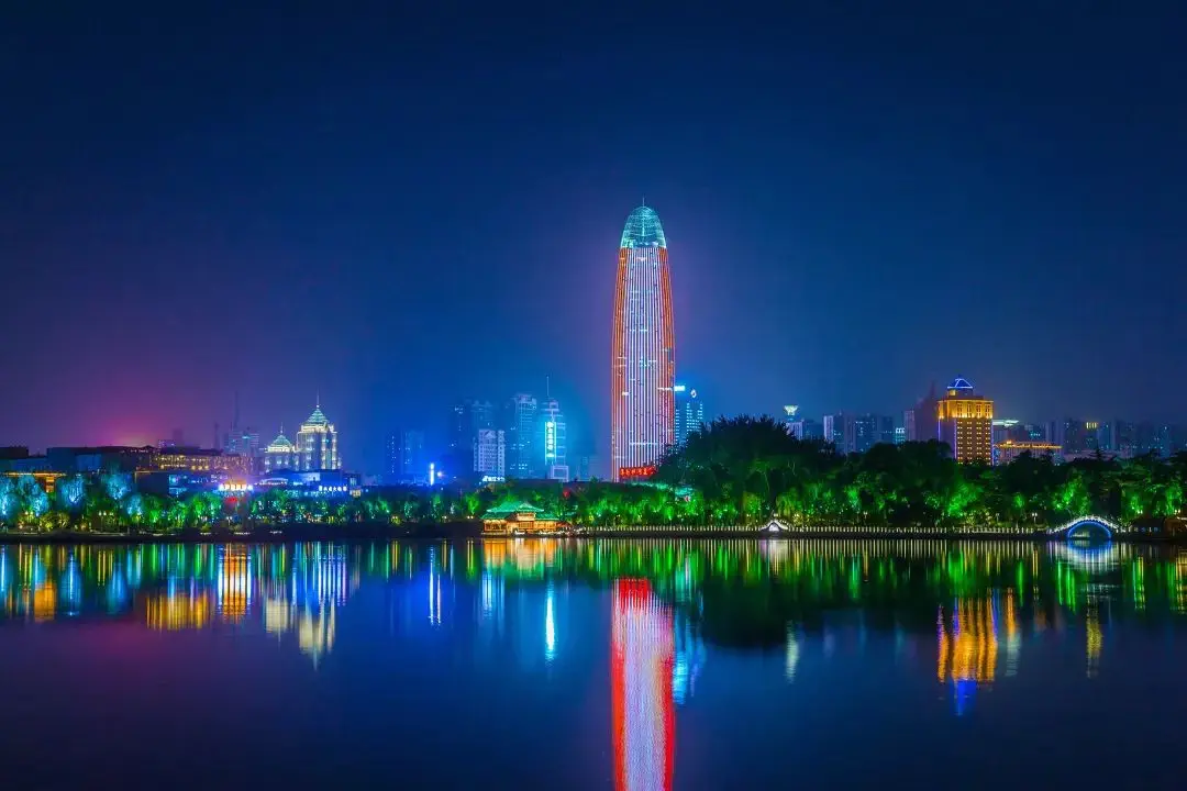 山东济南,到底有多飒,看完你就知道了-济南有么说么
