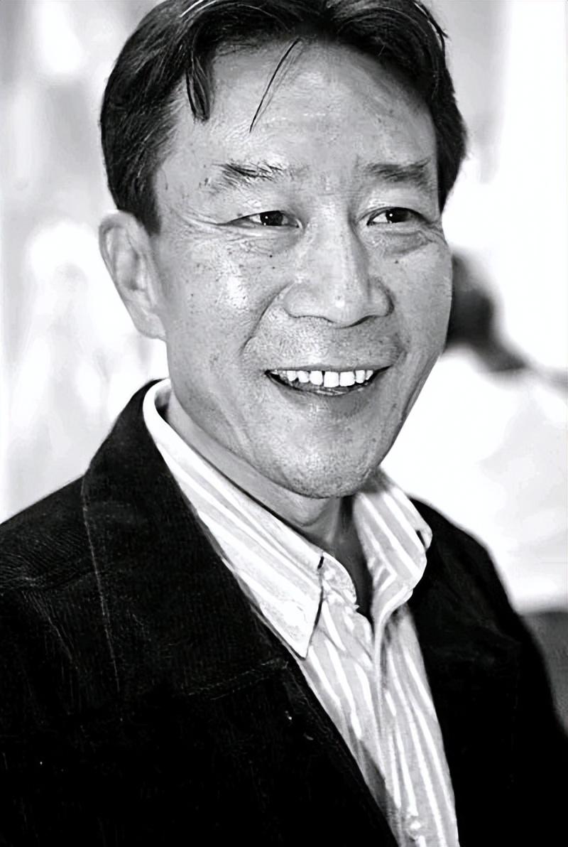 李雪健究竟做了什么对不起“白玉兰”的事,竟然连提名都不给-李雪健白玉兰奖视频