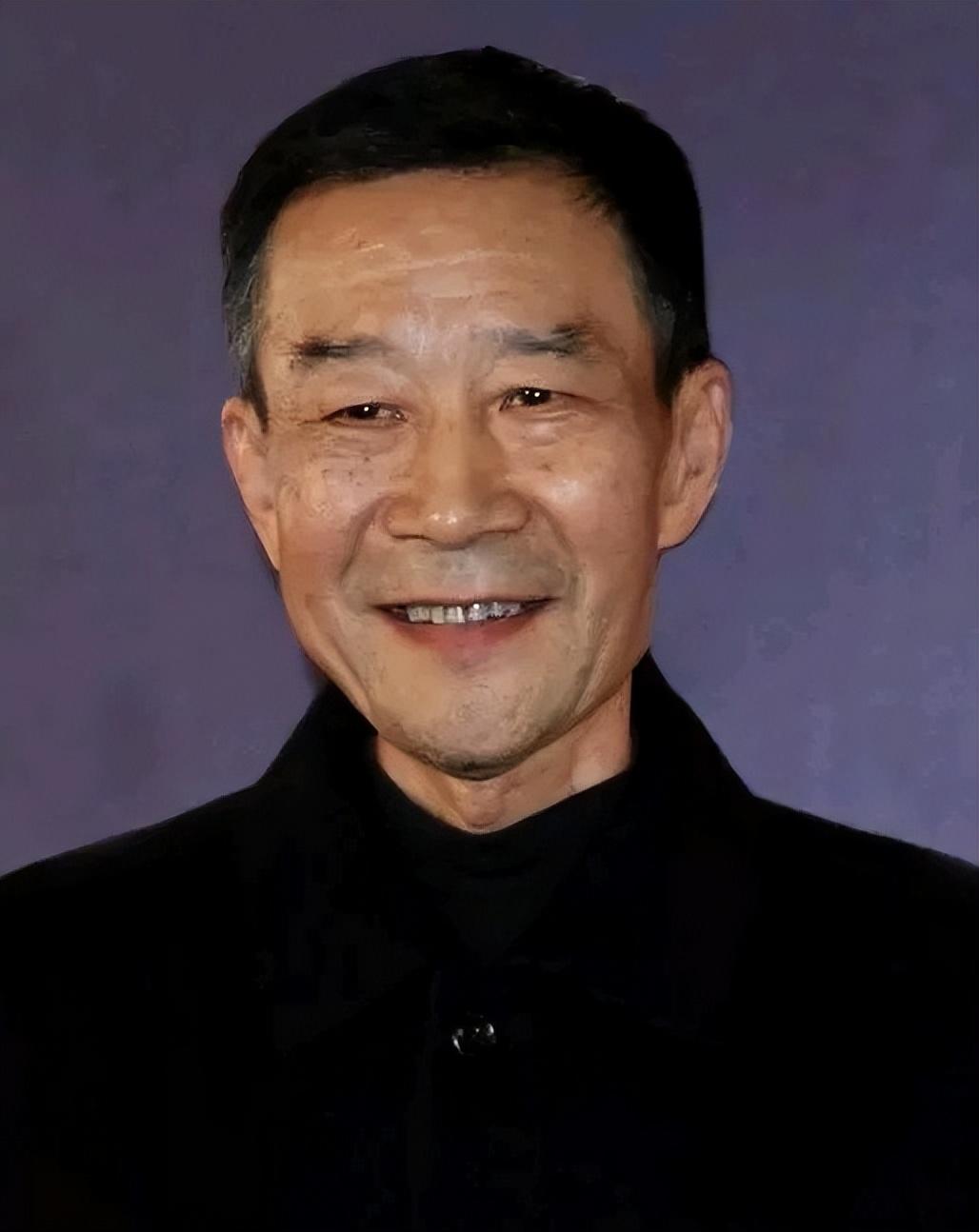 李雪健究竟做了什么对不起“白玉兰”的事,竟然连提名都不给-李雪健白玉兰奖视频