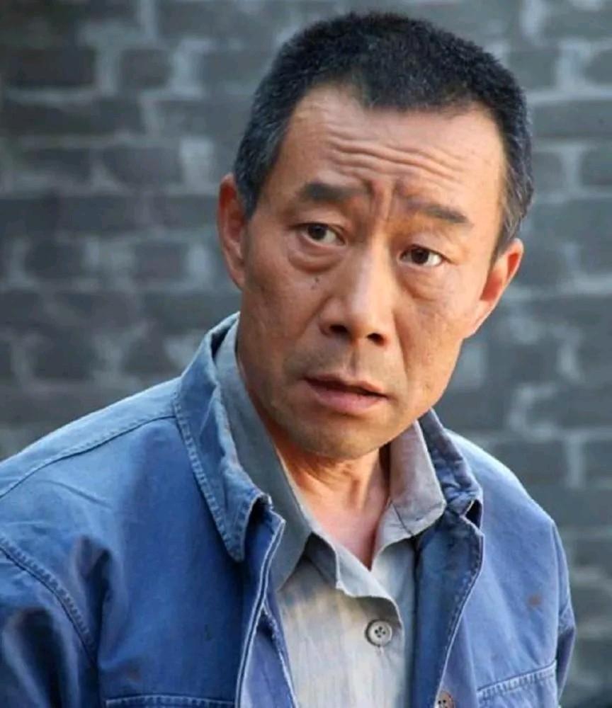 李雪健究竟做了什么对不起“白玉兰”的事,竟然连提名都不给-李雪健白玉兰奖视频