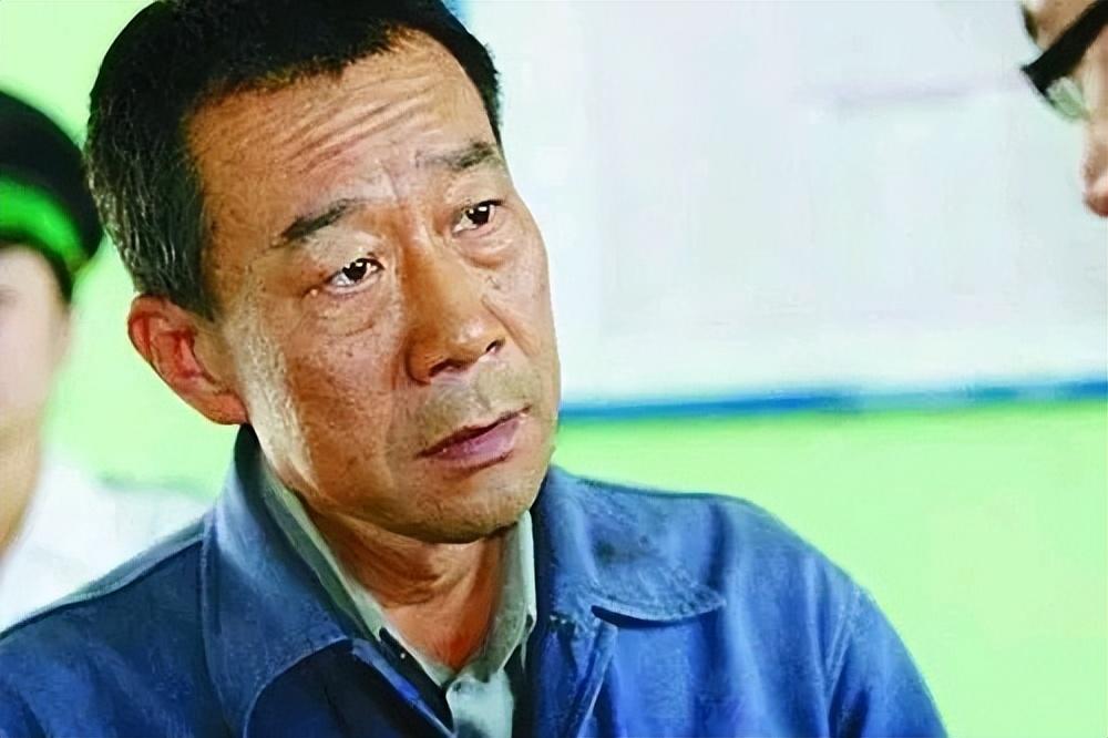 李雪健究竟做了什么对不起“白玉兰”的事,竟然连提名都不给-李雪健白玉兰奖视频