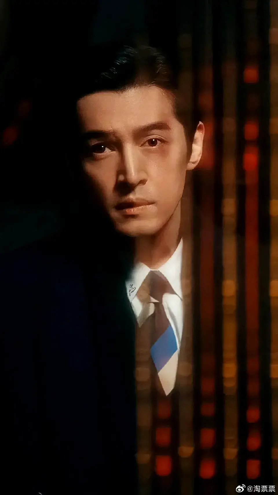 胡歌白玉兰再封帝,网友:这“神仙打架”的剧,不拿奖都难!-胡歌获得白玉兰的视频是真的吗