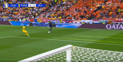 康师傅战报丨荷兰3-0淘汰罗马尼亚,加克波传射,马伦双响-康师傅客服回应方便面将涨价