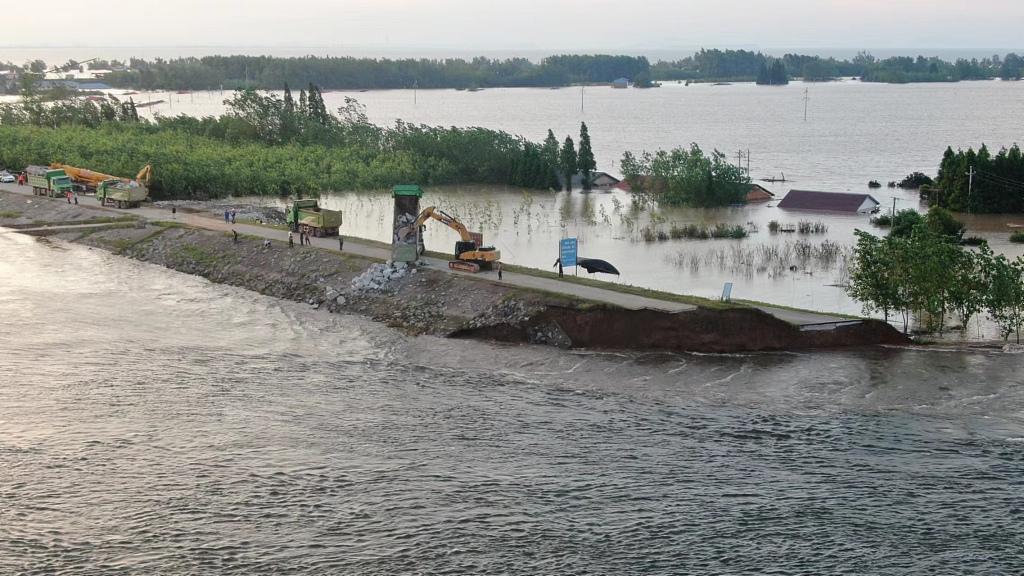 这就是中国力量,洞庭湖决口封堵作业最新进展-洞庭湖生态修复项目最新消息