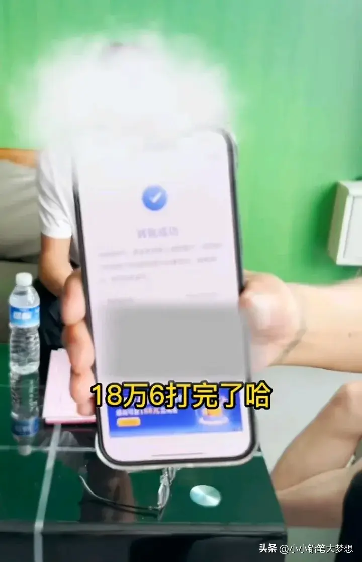 狂飙兄弟塌房合伙曝光账号收入,拖欠60万,他说孰能无过要我死么-狂飙剧情分集剧情介绍 电视猫