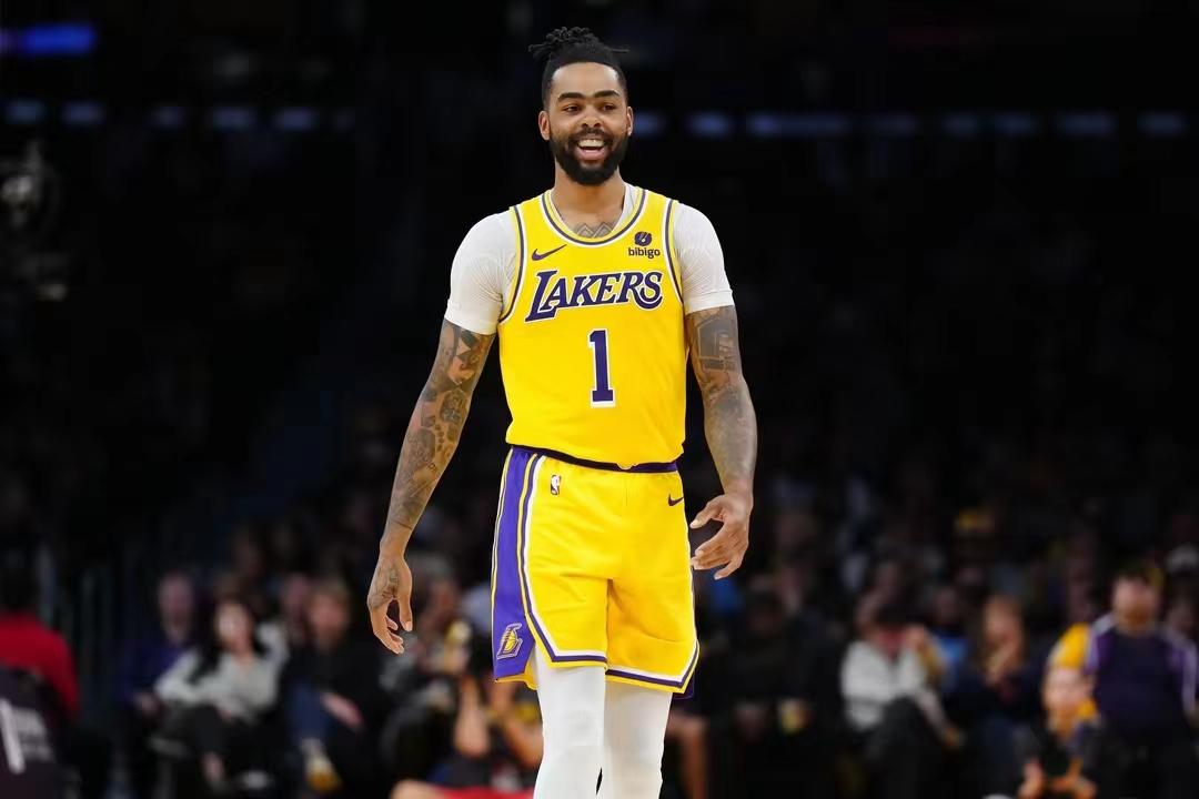 5笔签约官宣!交易市场4位球星领衔,布朗尼KD受伤,球探谈杨瀚森-布朗尼nba首秀时间