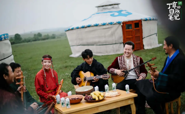 被国家地理评为“秋日必去”,10月的内蒙古,到底有多美?-内蒙10月份天气冷吗?