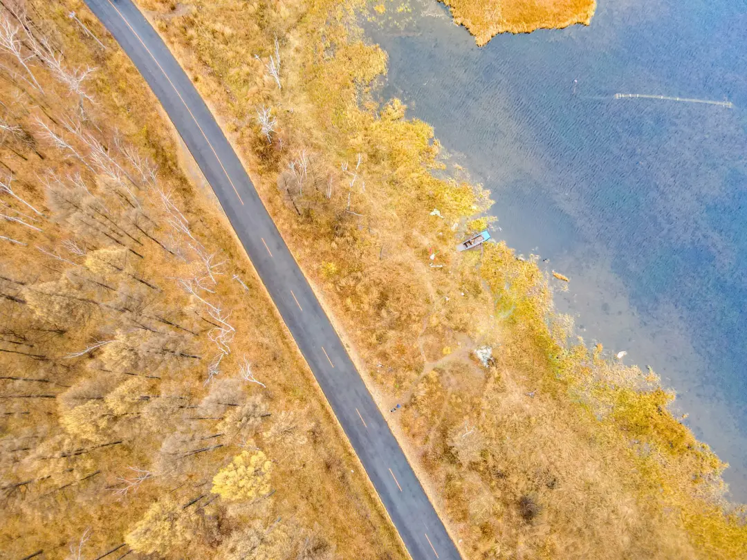 被国家地理评为“秋日必去”,10月的内蒙古,到底有多美?-内蒙10月份天气冷吗?