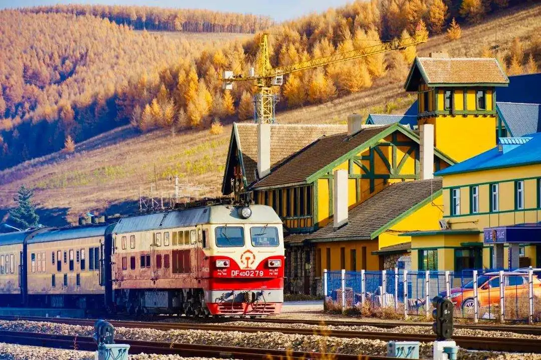 被国家地理评为“秋日必去”,10月的内蒙古,到底有多美?-内蒙10月份天气冷吗?