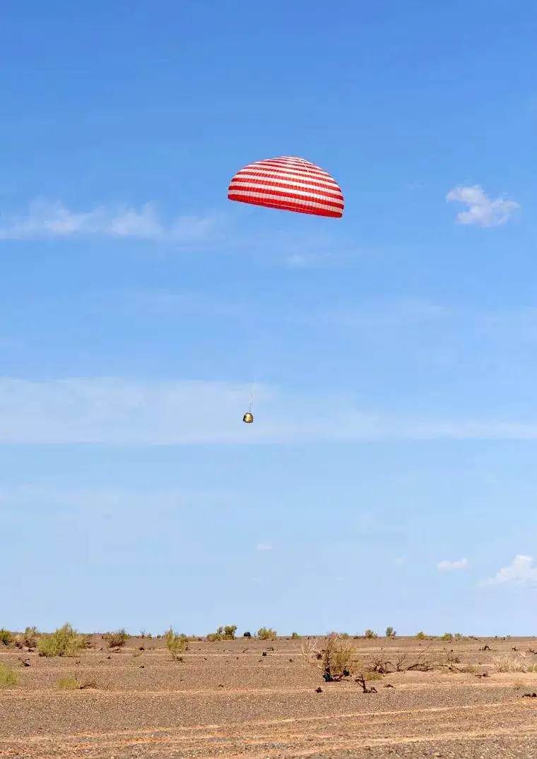被国家地理评为“秋日必去”,10月的内蒙古,到底有多美?-内蒙10月份天气冷吗?