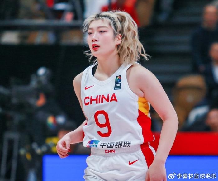 中国女篮备战曝光!李月汝归队李梦参训,韩旭:盼未来联手张子宇-中国女子篮球李月汝