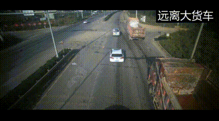 1死3伤!贵州毕节姐弟4人同骑一辆电动车与货车相撞!-毕节31人