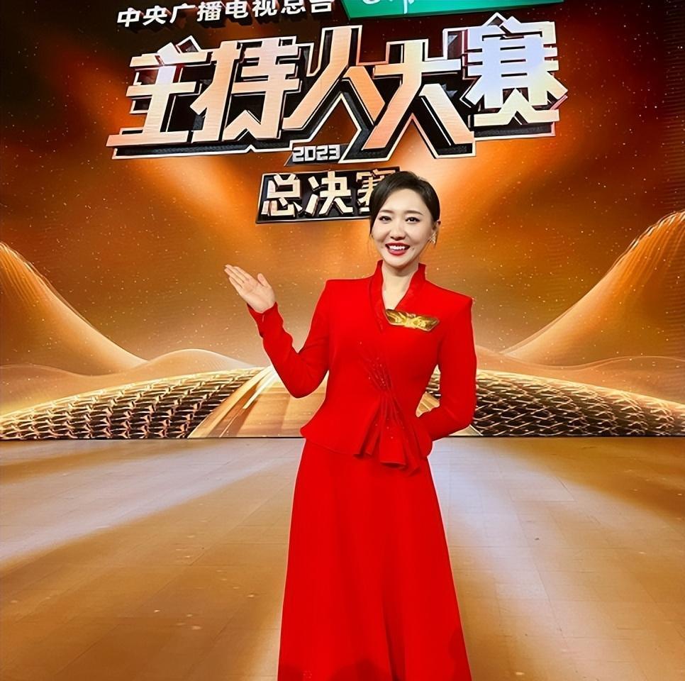 冯琳:比赛收获姐妹情,赛后和张靓婧共同唱响“入职央视”的期待-冯琳个人