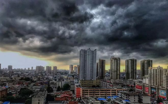 又是河南!南阳遭遇特大暴雨,已转移8000人,这是最后一次了吧-南阳市大暴雨
