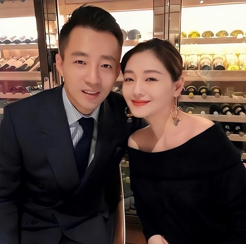 汪小菲老婆晒台北生活,Mandy在租的豪宅健身,吃自家香肠带货-汪小菲是台湾人吗