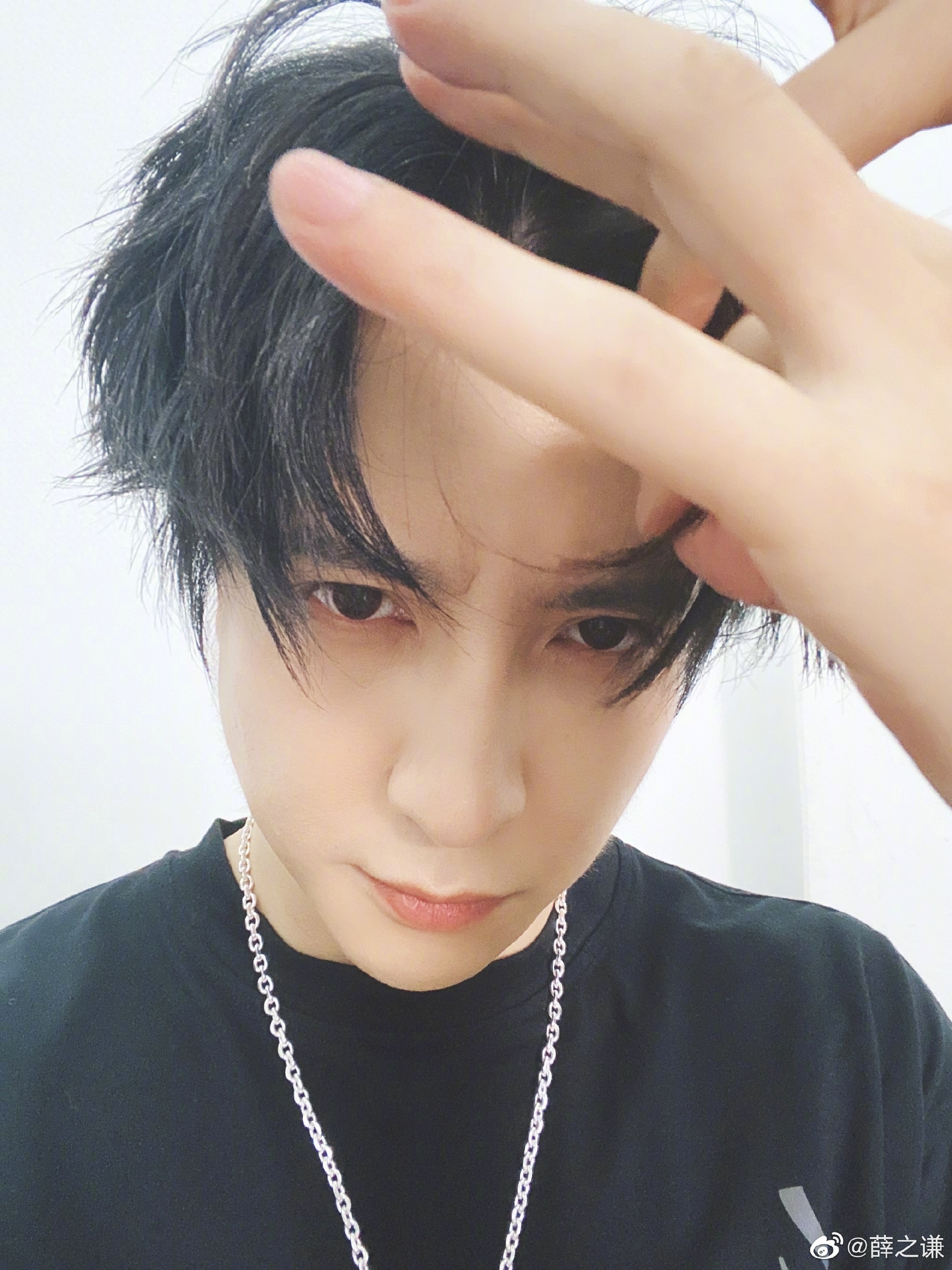 薛之谦新歌即将发布?你期待吗?-薛之谦新歌即将发布?你期待吗英文