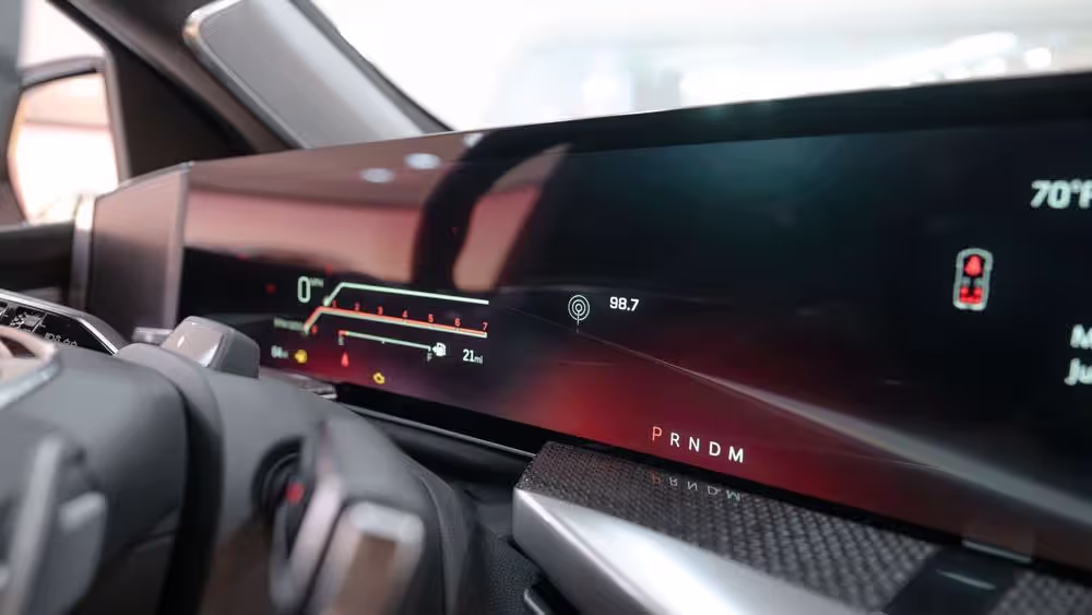 新车 | 约61万元起售/年底上市 凯迪拉克新款凯雷德ESCALADE实车曝光