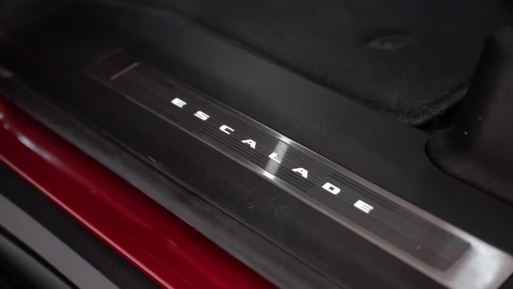 新车 | 约61万元起售/年底上市 凯迪拉克新款凯雷德ESCALADE实车曝光