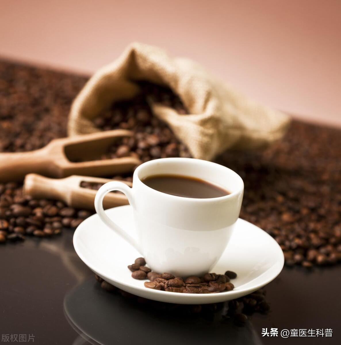 苏州大学研究发现咖啡能降低每天久坐6小时人群一半的慢性病风险-每天咖啡不能超过多少克