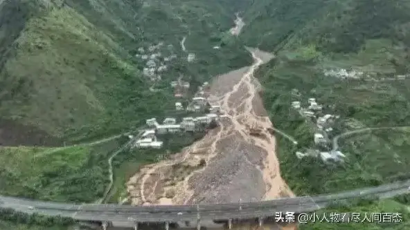 睡梦中被卷走 暴雨山洪致8人遇难30余人失联 曾转移有人不习惯回家-梦到被暴雨困住