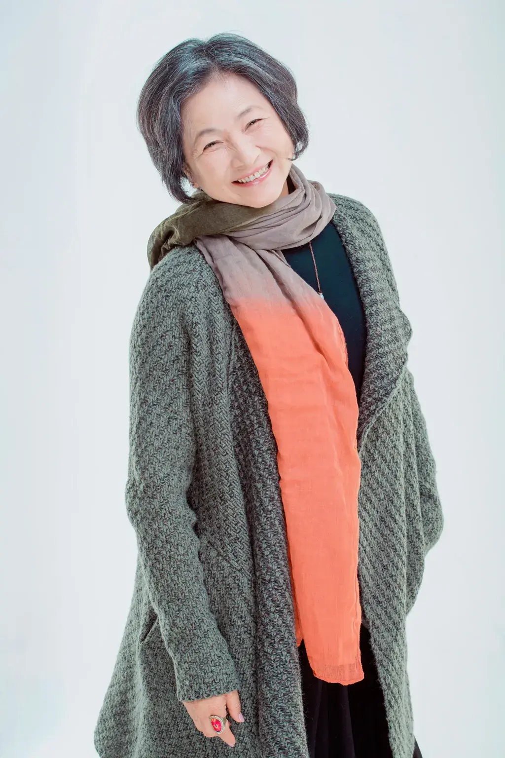 她一走,整个娱乐圈都在怀念-她走了一个多钟头了修改病句