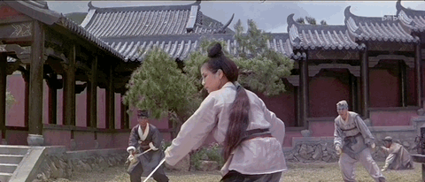 她一走,整个娱乐圈都在怀念-她走了一个多钟头了修改病句