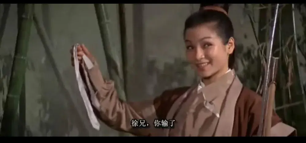 她一走,整个娱乐圈都在怀念-她走了一个多钟头了修改病句