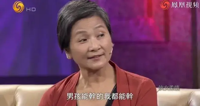 她一走,整个娱乐圈都在怀念-她走了一个多钟头了修改病句