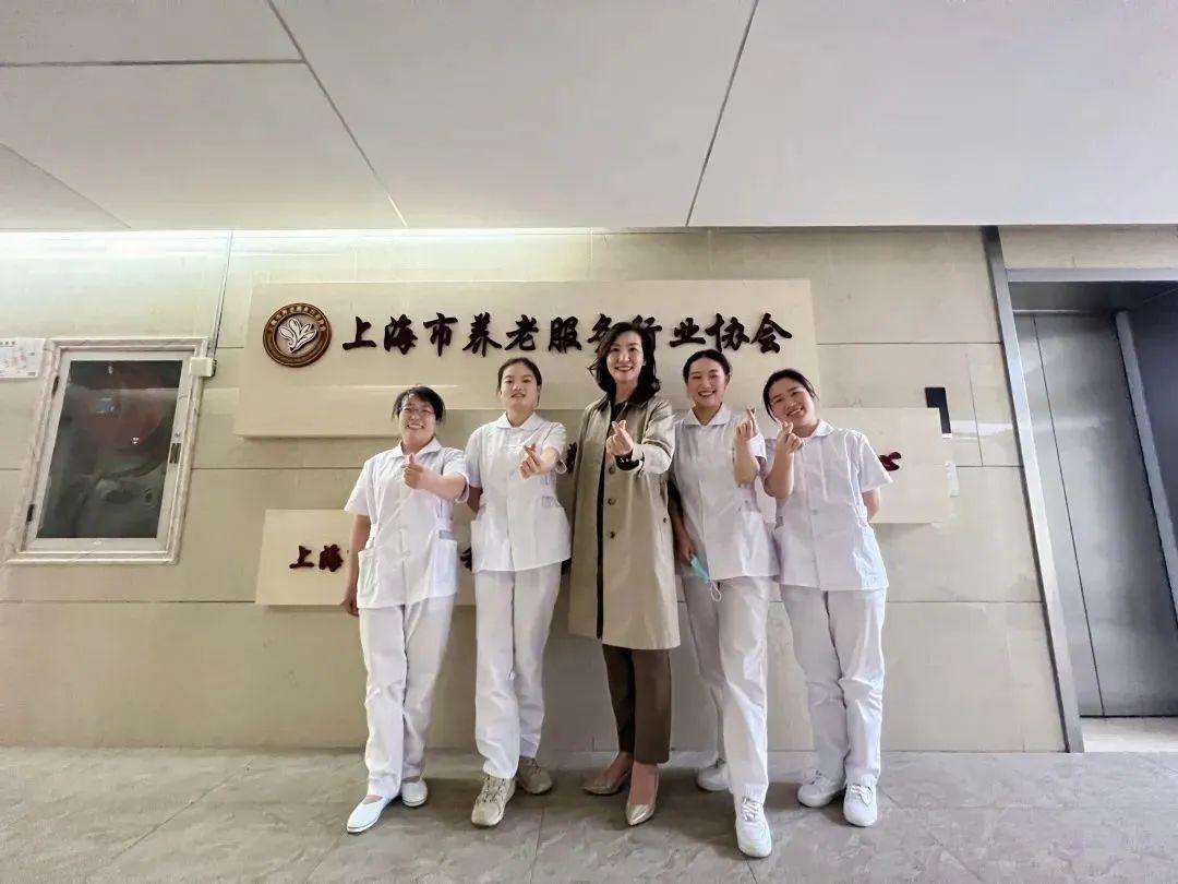 网红养老院“出圈”,背后是一群“80”“90”后的热血和担当-养老院朋友圈推广词