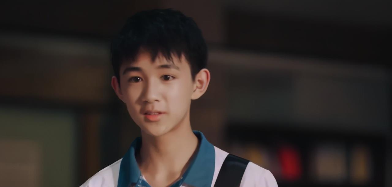 川籍演员荣梓杉成功被中戏录取,未来可期-荣梓杉近照