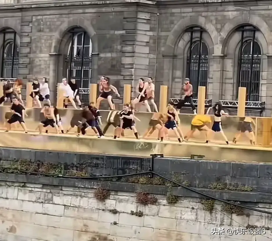 凌晨巴黎埃菲尔铁塔下,奥运会彩排视频流出,现场太震撼了!-巴黎埃菲尔铁塔火灾