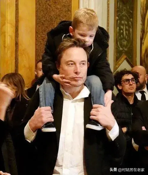 可怜的世界首富马斯克,被变性女儿怒怼-马斯克 女儿 名字