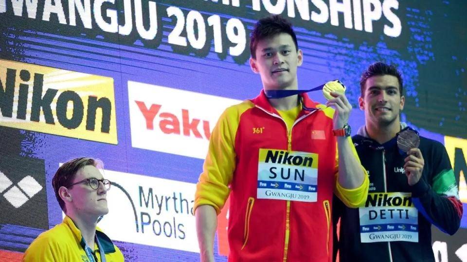 澳大利亚“蛙王”公然威胁覃海洋:一旦你夺得奖牌,我将登台抗议-澳洲绿树蛙