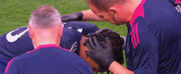 曼联1-2遭阿森纳逆转!新9号破门伤退,滕哈格仍面临内部一大隐患-预测: 曼联 vs 阿森纳 的比分