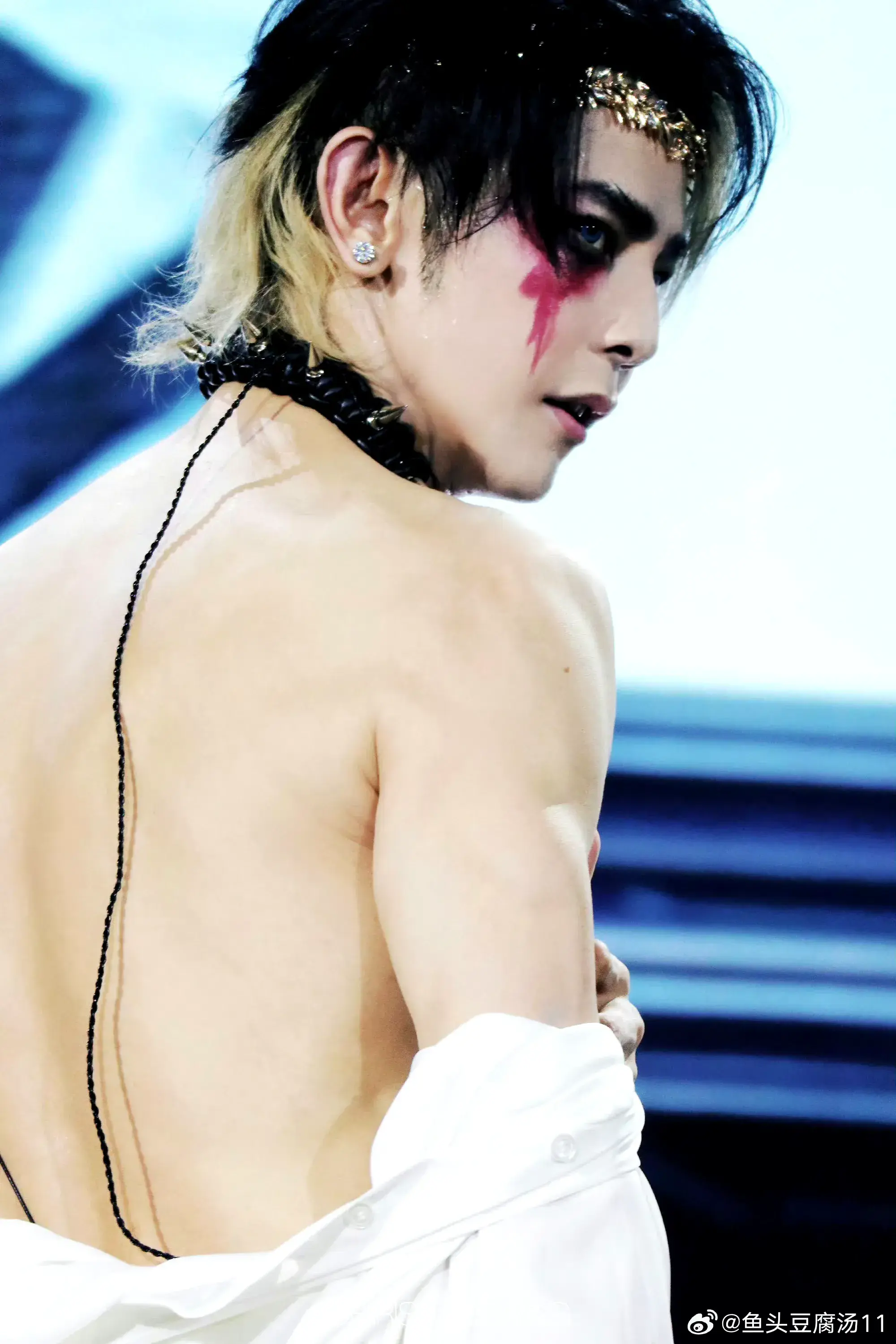 "汪东城逆生长秘籍大公开!内娱男菩萨教你如何‘满40减20’"-汪东城才180吗