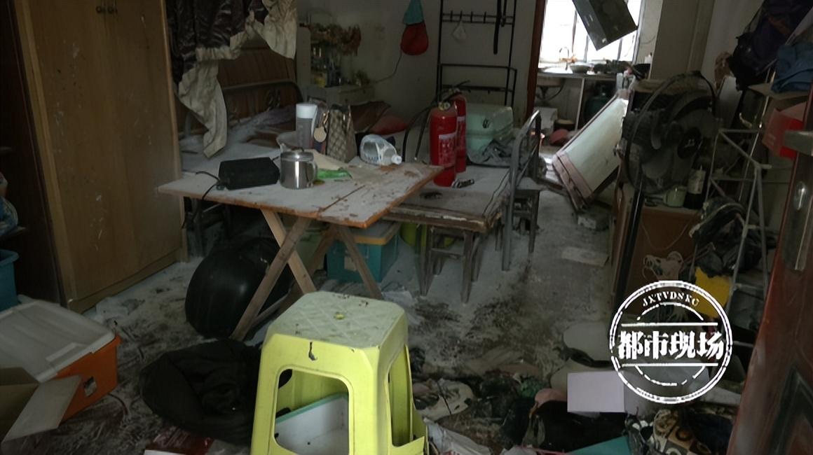 燃气爆燃!夫妻俩被严重烧伤,家境困难盼望救助-燃气爆炸烧伤图片