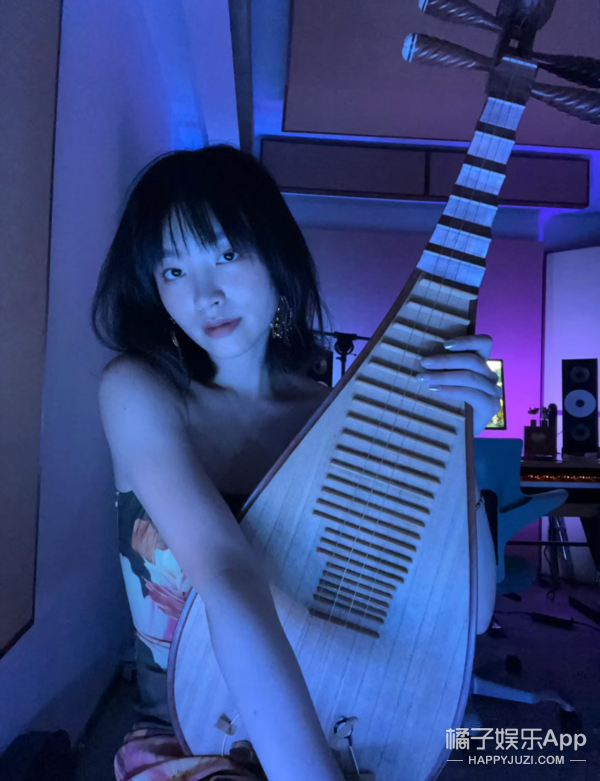 这个月有7对情侣公开恋情?她被男友这么吐槽,还能结婚?-公开恋情的日子叫什么