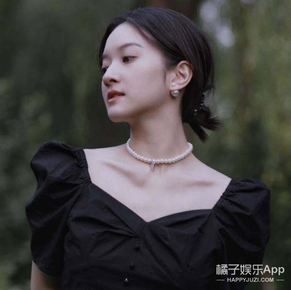 这个月有7对情侣公开恋情?她被男友这么吐槽,还能结婚?-公开恋情的日子叫什么