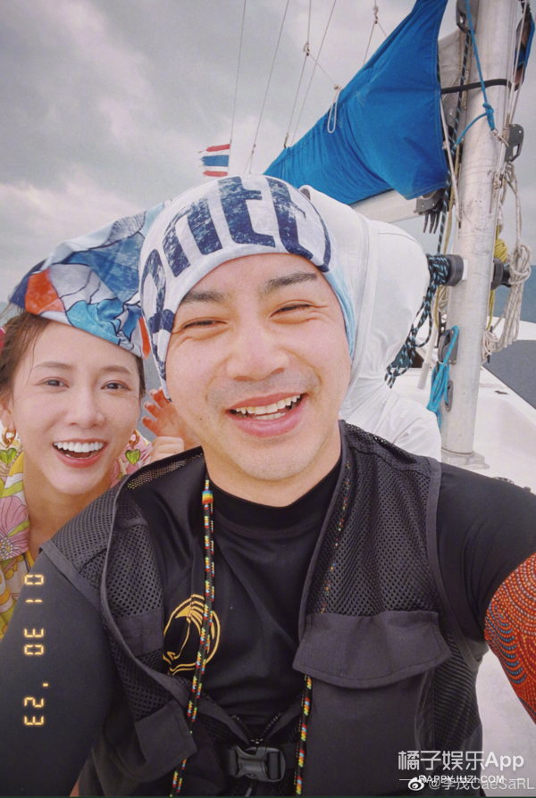 这个月有7对情侣公开恋情?她被男友这么吐槽,还能结婚?-公开恋情的日子叫什么