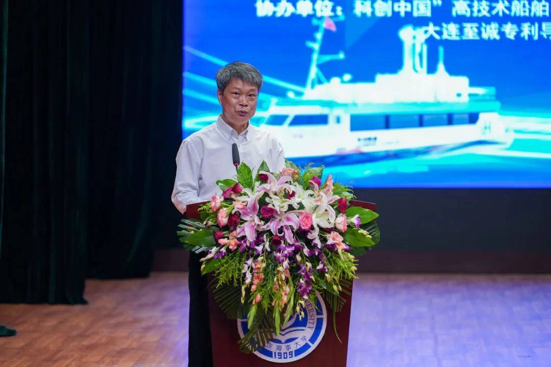 我国首艘氢燃料电池海上交通船成功下水-世界首款氢燃料电池列车