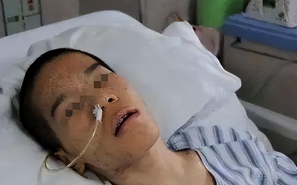 贵州9名校霸暴打14岁同学,将其折磨成植物人,一年后报应来了-贵州学生打架视频大全